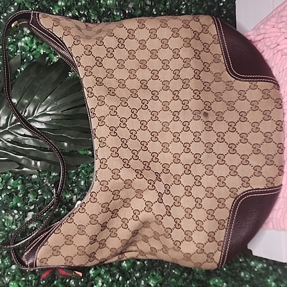 Gucci Hobo bag